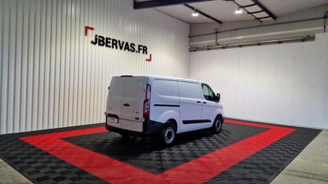 Ford Transit Custom image 7