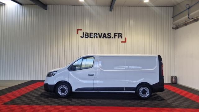 Renault Trafic image 1
