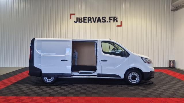 Renault Trafic image 3