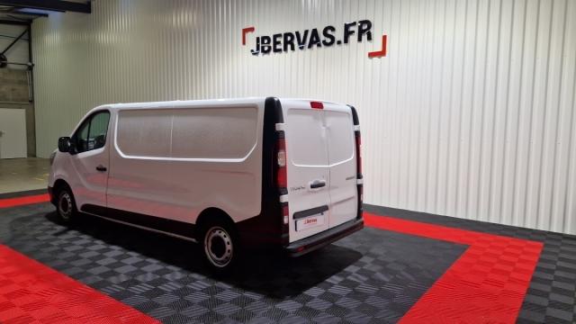 Renault Trafic image 1