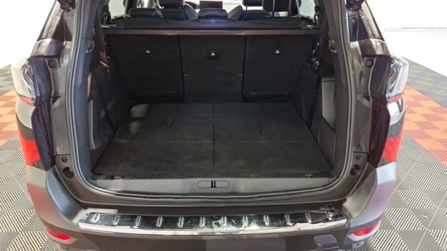 Peugeot 5008 image 1