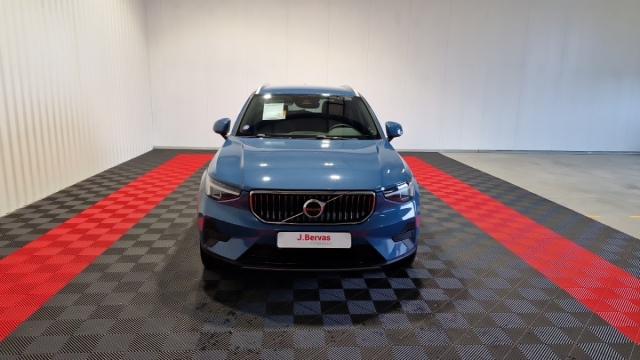 Volvo Xc40 image 2