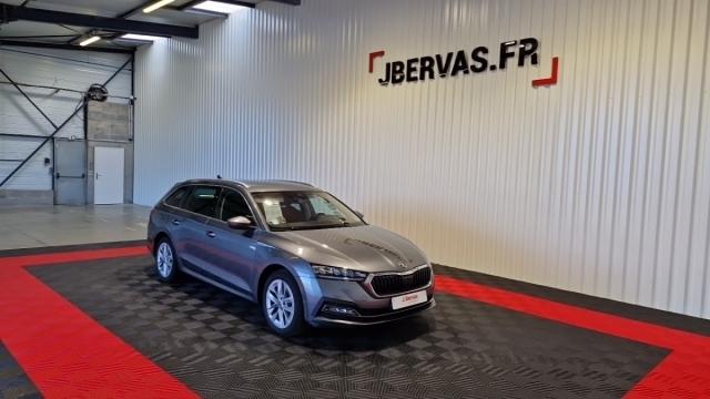 Skoda Octavia image 8