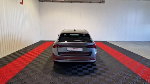 Skoda Octavia image 3