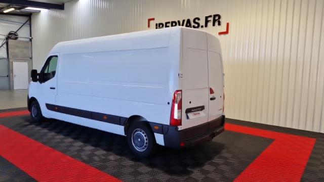 Renault Master image 1