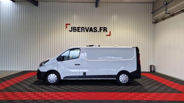Renault Trafic image 2
