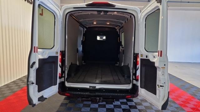Ford Transit image 7