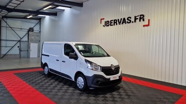 Renault Trafic image 2
