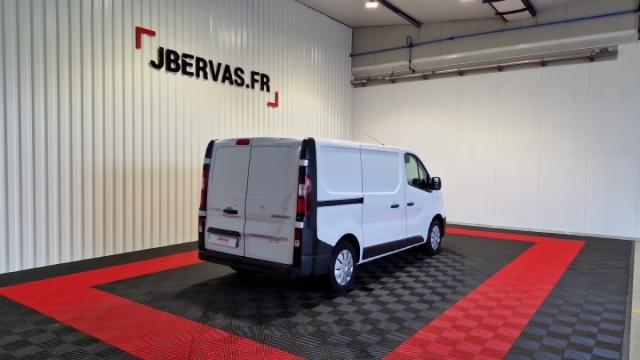 Renault Trafic image 9