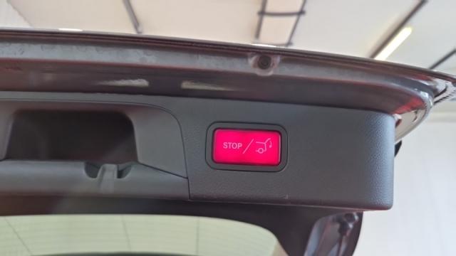 Mercedes Benz Glc image 6
