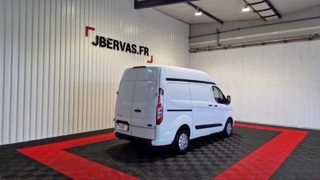 Ford Transit Custom image 3