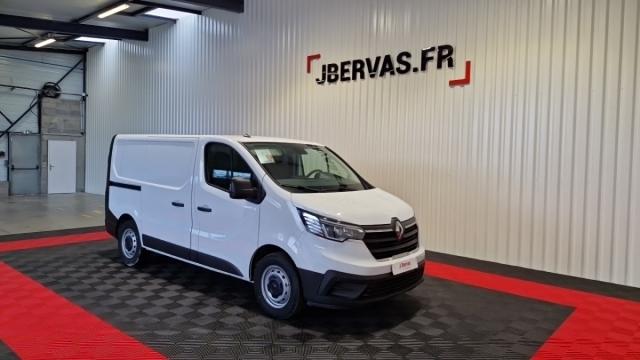 Renault Trafic image 1