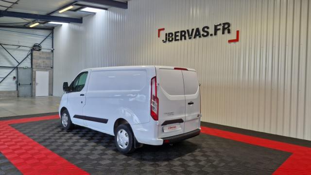 Ford Transit Custom image 8