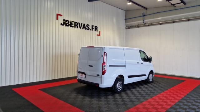 Ford Transit Custom image 9