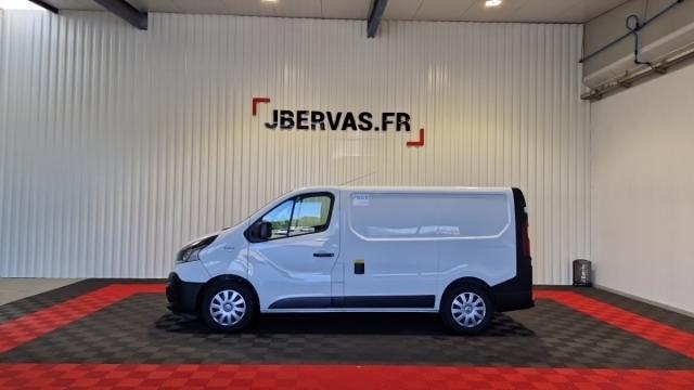 Renault Trafic image 1