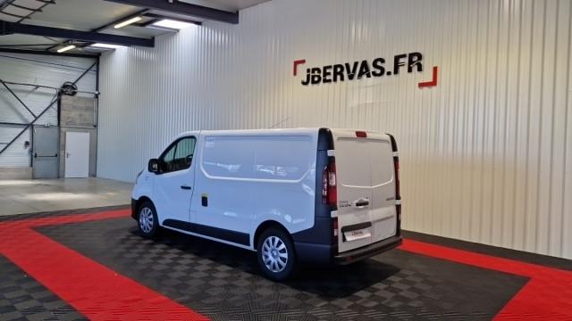 Renault Trafic image 4
