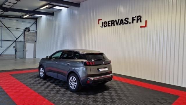 Peugeot 3008 image 2