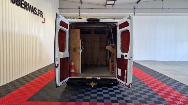 Peugeot Boxer image 2