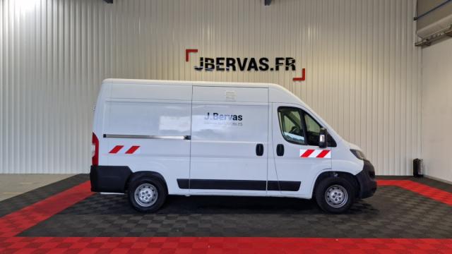 Peugeot Boxer image 1