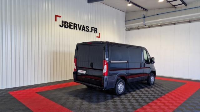 Peugeot Boxer image 2