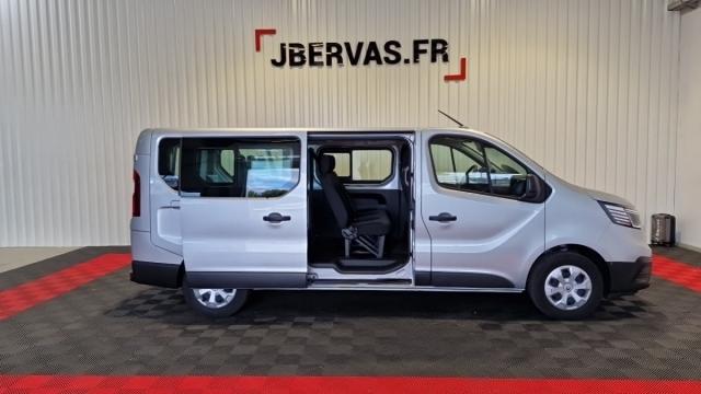 Renault Trafic image 8