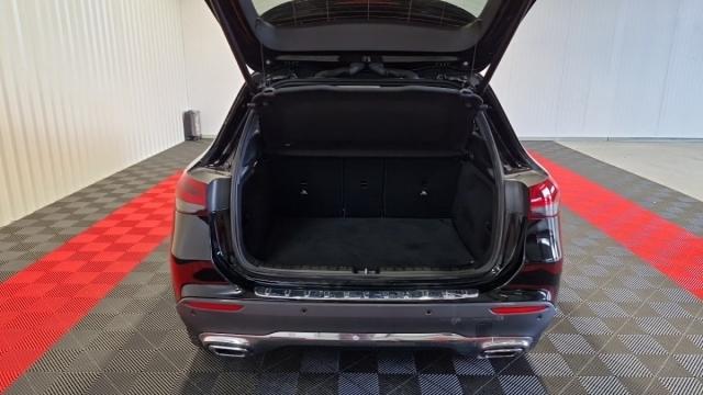 Mercedes Benz Gla image 1