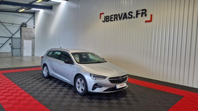 Opel Insignia Sports Tourer image 1