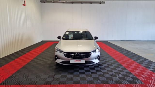 Opel Insignia Sports Tourer image 4