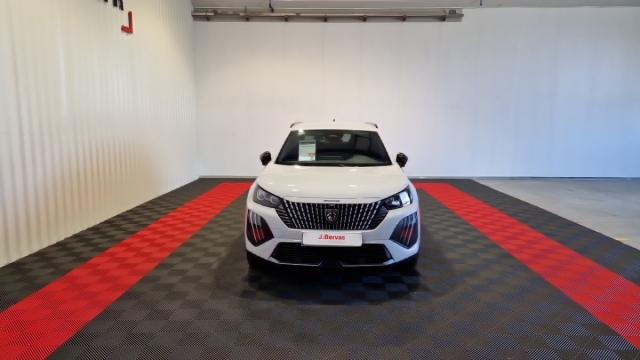 Peugeot 2008 image 2