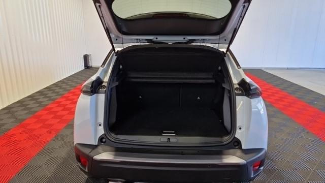 Peugeot 2008 image 9