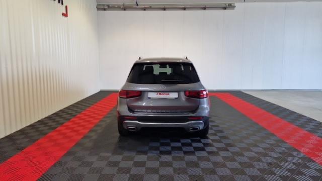 Mercedes Benz Glb image 8