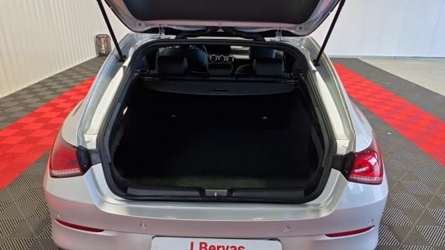 Mercedes Benz Cla Shooting Brake image 1