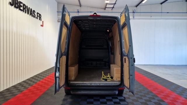 Mercedes Benz Sprinter image 5