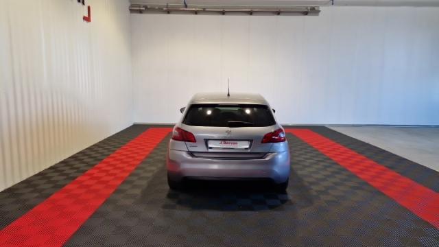 Peugeot 308 image 5