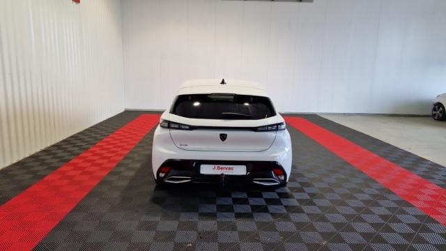 Peugeot 308 image 1