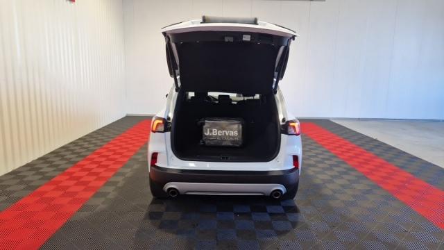 Ford Kuga image 2