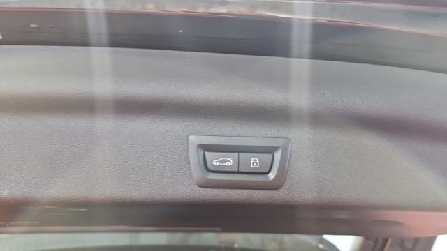 Bmw X1 image 8