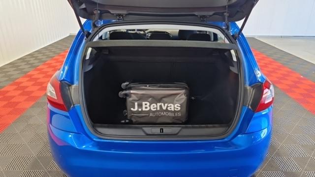 Peugeot 308 image 8