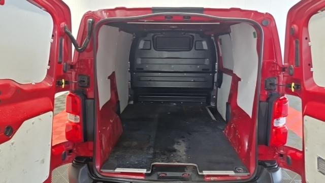 Citroen Jumpy image 9