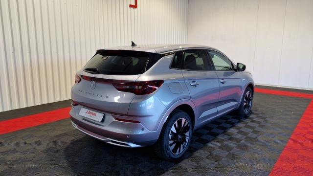 Opel Grandland image 9