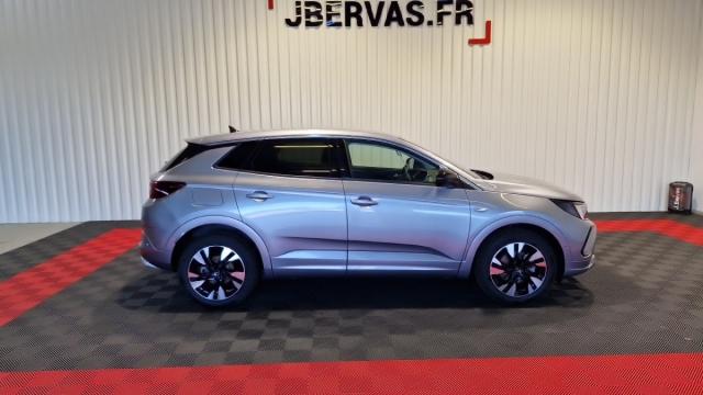 Opel Grandland image 8