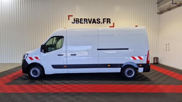 Renault Master image 2