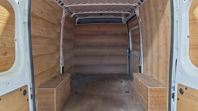 Peugeot Boxer image 2