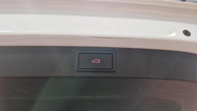 Skoda Karoq image 5
