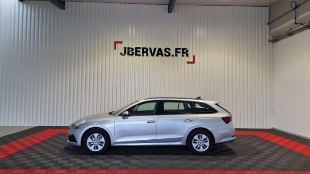 Skoda Octavia image 1