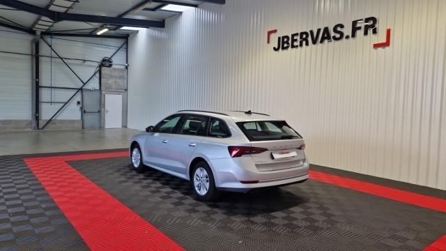 Skoda Octavia image 7