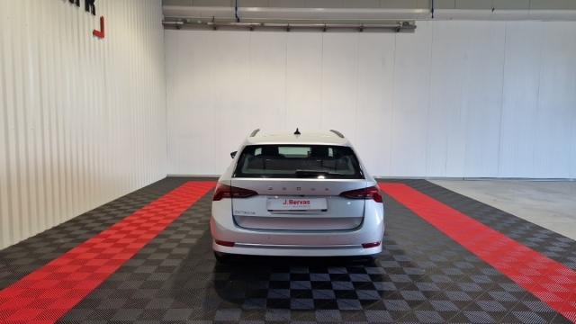 Skoda Octavia image 6