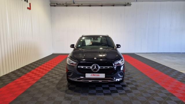 Mercedes Benz Gla image 2