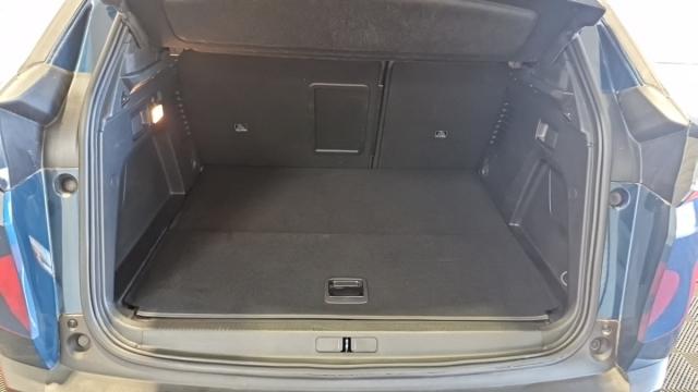 Peugeot 3008 image 2
