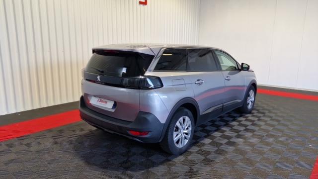 Peugeot 5008 image 7